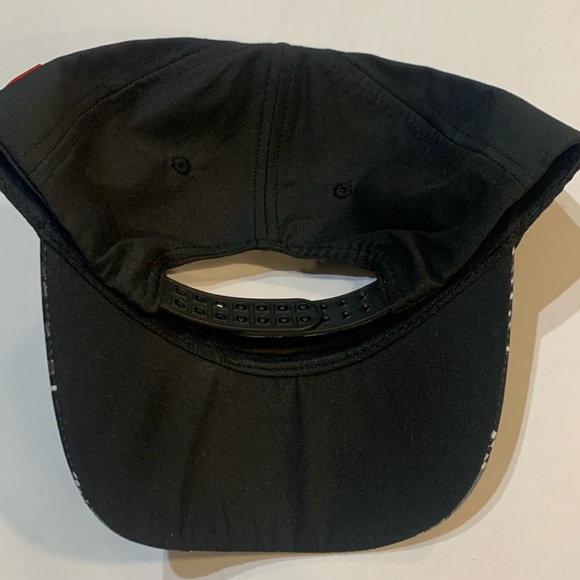 Ferrari Racing Hat - Picture 7 of 8